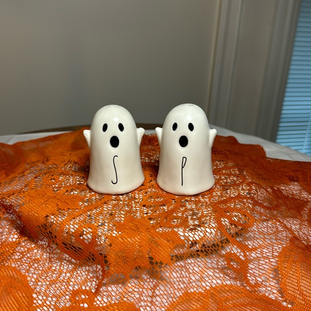 COPY - Rae Dunn ghost salt and pepper shakers